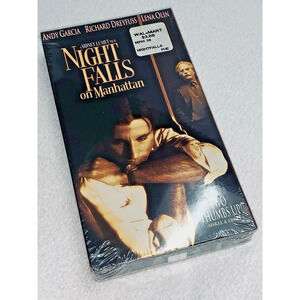 Night falls on Manhattan Vhs 1997 Andy Garcia Richard Dreyfuss New Old Stock